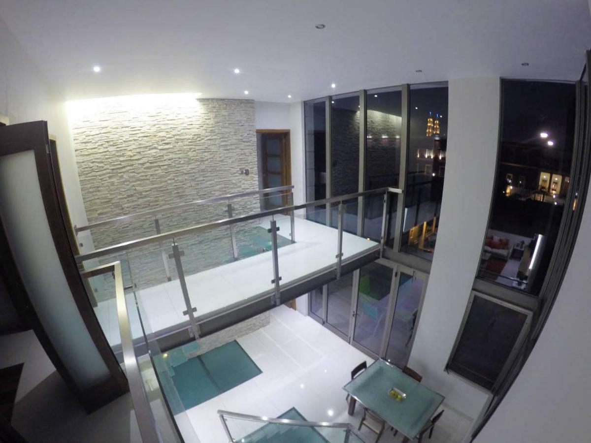 En El Centro Penthouse Lujo Ac Wifi 300mbps Apartment *