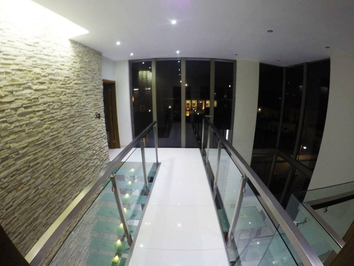 En El Centro Penthouse Lujo Ac Wifi 300mbps *